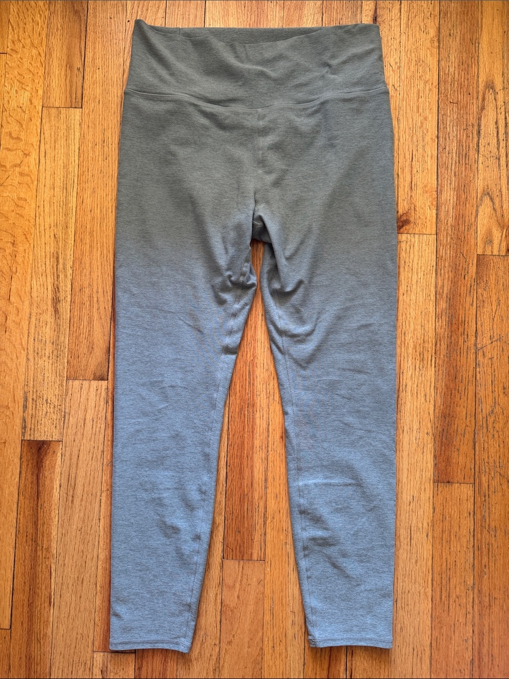 Vuori High-Waist Gray Leggings